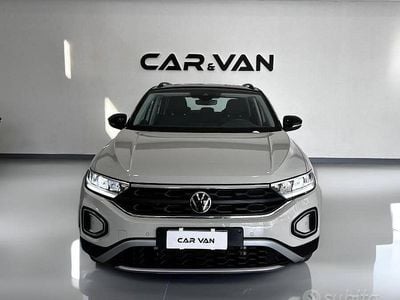 Usata VW T-Roc Life 110 CV (80 kW) 2024 SUV