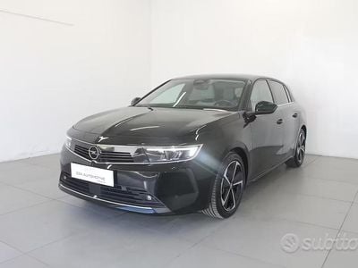 Usata Opel Astra Elegance 131 CV (96 kW) 2022 Nero Berlina