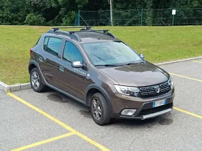 Usata Dacia Sandero Comfort 90 CV (66 kW) 2019 Bronzo Berlina