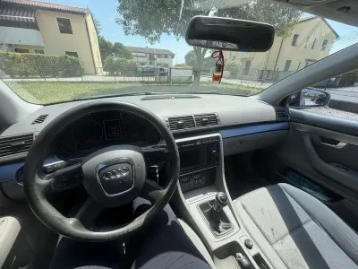 Usata Audi A4 Ambiente 140 CV (102 kW) 2005 Grigio Station wagon