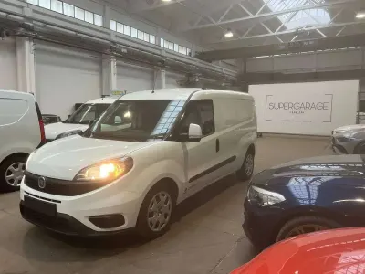 Usata Fiat Doblò 106 CV (77 kW) 2018 Bianco Monovolume