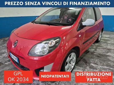 Usata Renault Twingo 76 CV (55 kW) 2007 Rosso Utilitaria