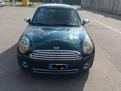 Begagnad Mini Cooper 109 HK (80 kW) 2009 Grön Halvkombi