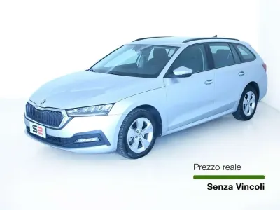 Usata Skoda Octavia Executive 116 CV (85 kW) 2021 Argento Station wagon