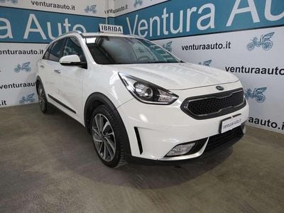 Usata Kia Niro Style 105 CV (77 kW) 2016 Bianco SUV