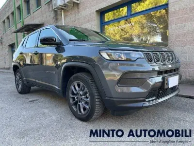 Usata Jeep Compass Limited 131 CV (96 kW) 2022 Grigio SUV