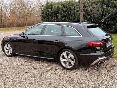 Occasion Audi A4 S-Line 204 PK (150 kW) 2021 Zwart Stationwagen
