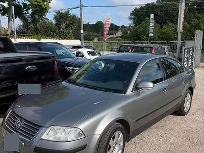 Begagnad VW Passat 130 HK (95 kW) 2005 Brun Sedan
