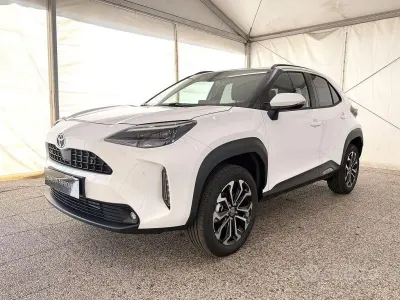 Nuova Toyota Yaris Cross Trend 131 CV (96 kW) 2026 Bianco SUV