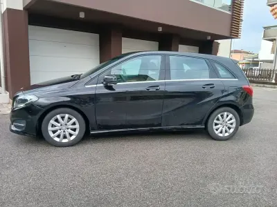 Usata Mercedes B180