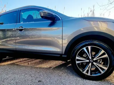 Usata Nissan Qashqai N-Connecta 131 CV (96 kW) 2019 Argento SUV