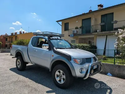 Usata Mitsubishi L200 Select 115 CV (84 kW) 2006 Pick-up