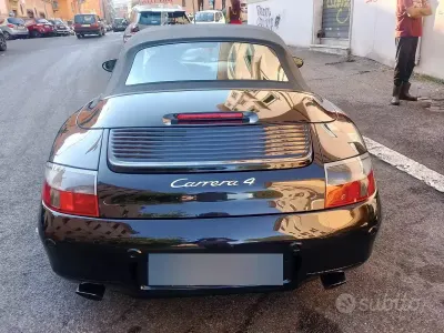 Usata Porsche 996 320 CV (235 kW) 2001 Nero Cabrio