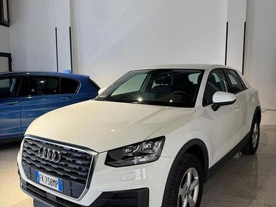 Usata Audi Q2 Business 115 CV (84 kW) 2018 Bianco SUV