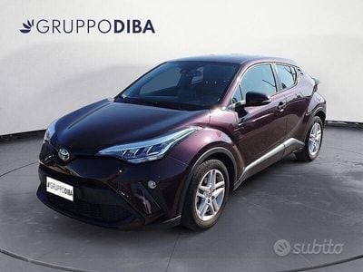 Usata Toyota C-HR Trend 122 CV (89 kW) 2023 Rosso SUV