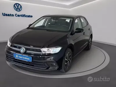 Usata VW Polo Life 95 CV (69 kW) 2025 Nero perla Utilitaria