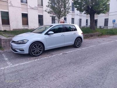 Begagnad VW Golf VII Highline 150 HK (110 kW) 2018 Sedan
