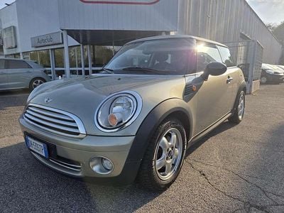 Usata Mini ONE Chili 95 CV (69 kW) 2007 Oro Utilitaria