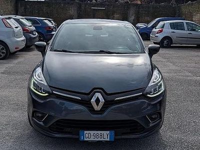 Usata Renault Clio IV Intens 90 CV (66 kW) 2019 Grigio Berlina