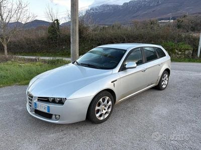 Usata Alfa Romeo 159 120 CV (88 kW) 2006 Grigio Station wagon