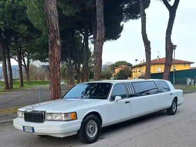 Usata Lincoln Continental 212 CV (155 kW) 1991 Bianco Berlina