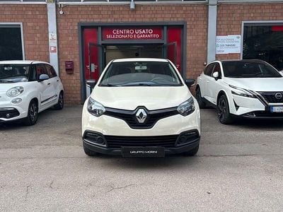 Usata Renault Captur Life 90 CV (66 kW) 2015 Beige SUV