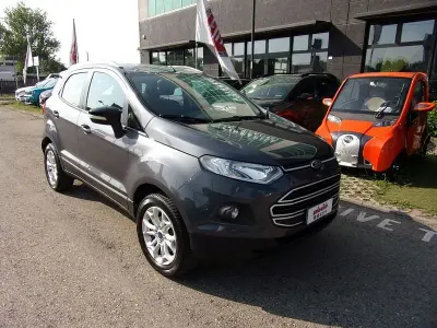 Usata Ford Ecosport Titanium 95 CV (69 kW) 2017 Grigio scuro SUV