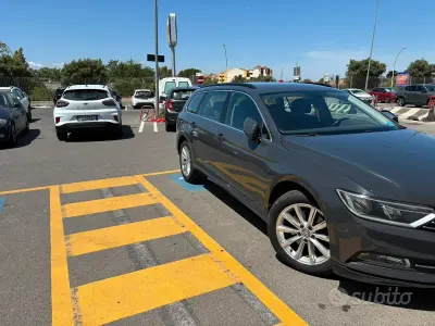 Usata VW Passat Business 120 CV (88 kW) 2016 Grigio Station wagon