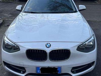 Usata BMW 116 Sport Line 116 CV (85 kW) 2013 Bianco Utilitaria