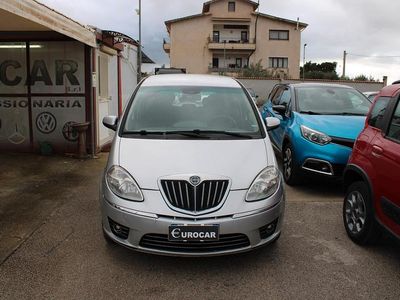 Usata Lancia Musa 95 CV (69 kW) 2010 Argento Monovolume