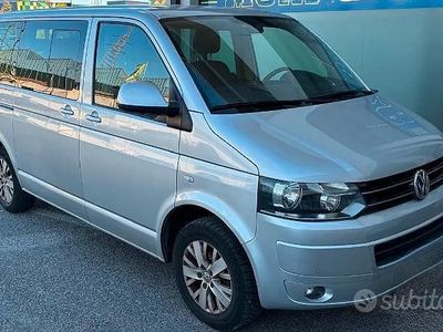 VW Caravelle