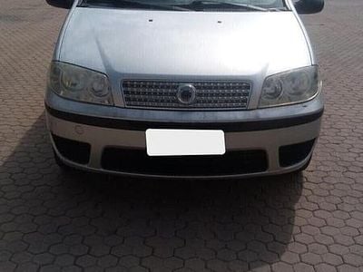 Usata Fiat Punto 60 CV (44 kW) 2010 Grigio Utilitaria