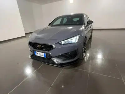 Usata Cupra Leon VZ2 150 CV (110 kW) 2023 Grigio "graphene"