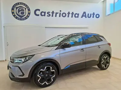 Usata Opel Grandland X Ultimate 131 CV (96 kW) 2024 Grigio SUV
