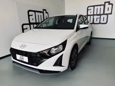 Nuova Hyundai i20 100 CV (73 kW) 2026 Bianco Utilitaria