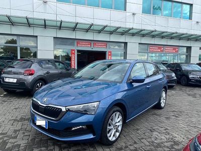 Usata Skoda 110 R Style 110 CV (80 kW) 2021 Blu Berlina