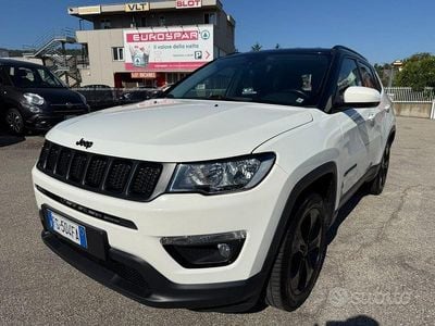 Usata Jeep Compass Night Eagle 140 CV (102 kW) 2018 Bianco pastello SUV