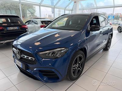 Begagnad Mercedes GLA200 AMG Line Premium 150 HK (110 kW) 2024 Blå SUV