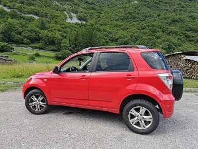 Usata Daihatsu Terios 102 CV (75 kW) 2011 Rosso SUV