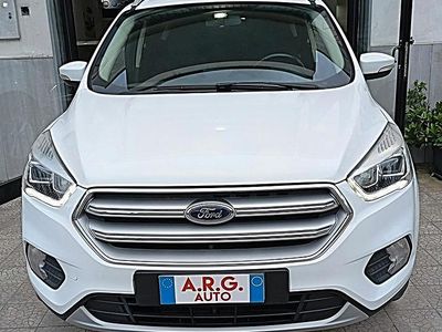 Usata Ford Kuga Titanium 120 CV (88 kW) 2018 Bianco SUV