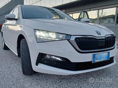 Usata Skoda Scala 95 CV (69 kW) 2023 Bianco Utilitaria