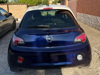 Usata Opel Adam Glam 69 CV (50 kW) 2018 Blu/azzurro Utilitaria