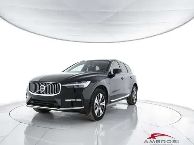 Nuova Volvo XC60 Core 349 CV (256 kW) 2025 Nero SUV