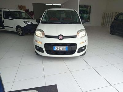 Usata Fiat Panda Lounge 71 CV (52 kW) 2020 Bianco perla Utilitaria
