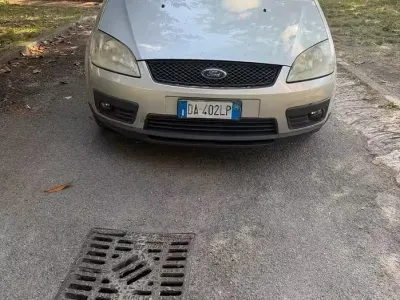 Usata Ford C-MAX Ghia 90 CV (66 kW) 2006 Grigio Monovolume