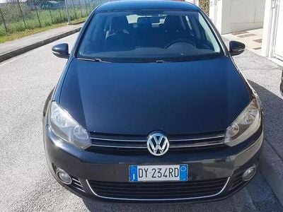 Usata VW Golf VI 105 CV (77 kW) 2009 Nero Utilitaria