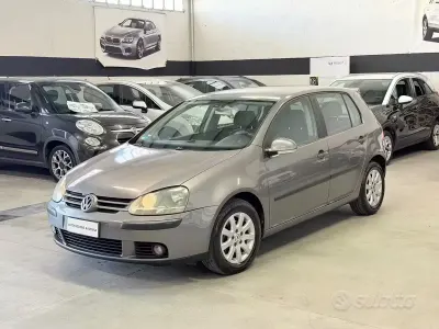 Usata VW Golf IV Sportline 105 CV (77 kW) 2006 Grigio Berlina