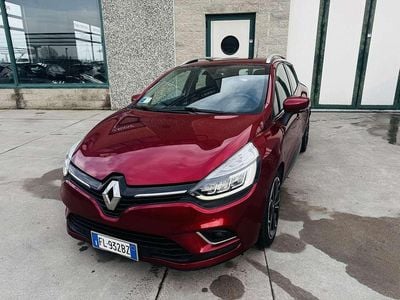 Usata Renault Clio GrandTour Intens 75 CV (55 kW) 2017 Rosso Station wagon