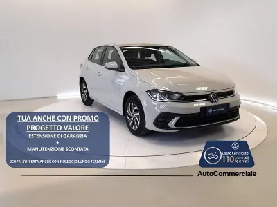Usata VW Polo Life 80 CV (58 kW) 2023 Beige Utilitaria