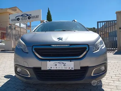 Usata Peugeot 2008 Allure 82 CV (60 kW) 2013 Bluazzurro SUV